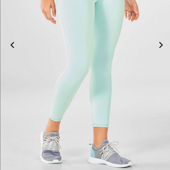 Fabletics Mint Green capri leggings - Picture 2 of 5